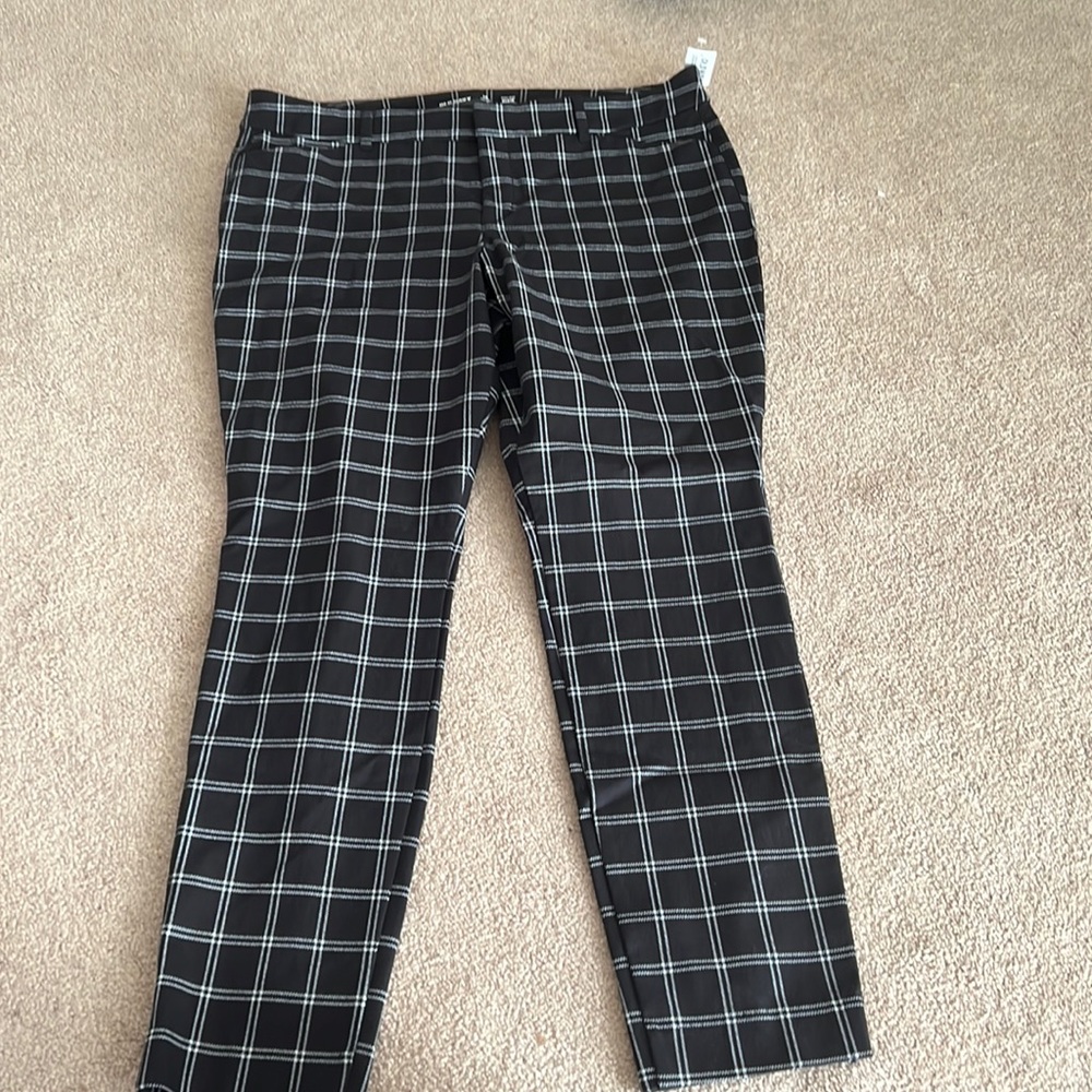 Old Navy High Rise Pixie Pants NWT Sz 14P